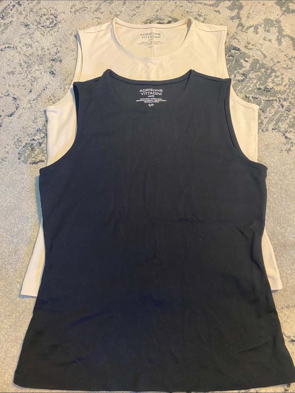 BUNDLE S/P Adrienne Vittadini Black & Cream Sleeveless Tank Tops - Pack of 2